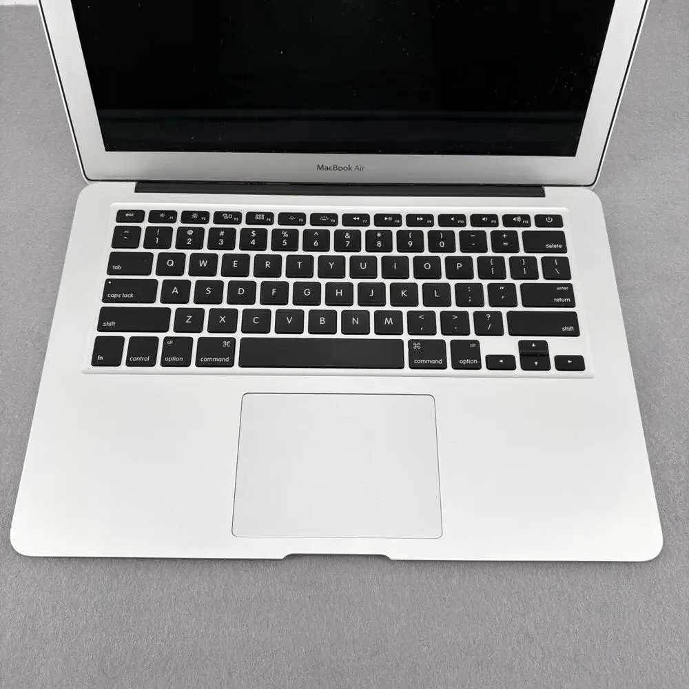 Apple MacBook Air 13